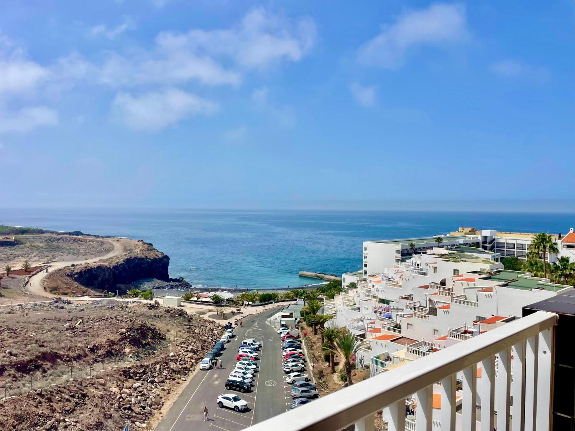 Spacious With Sea Views Apartment Callao Salvaje
